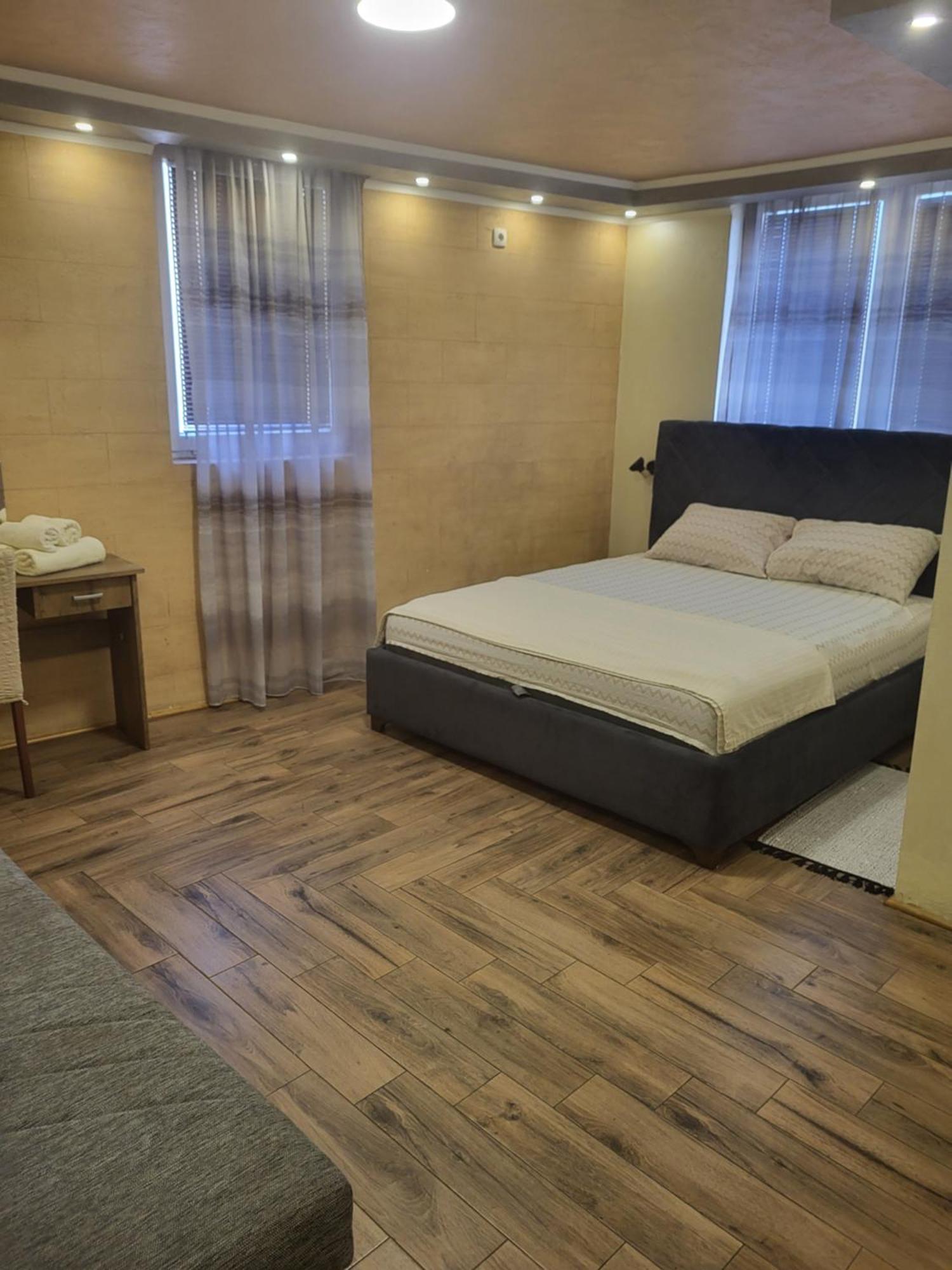 Rooms " Simke " Subotica Exterior foto